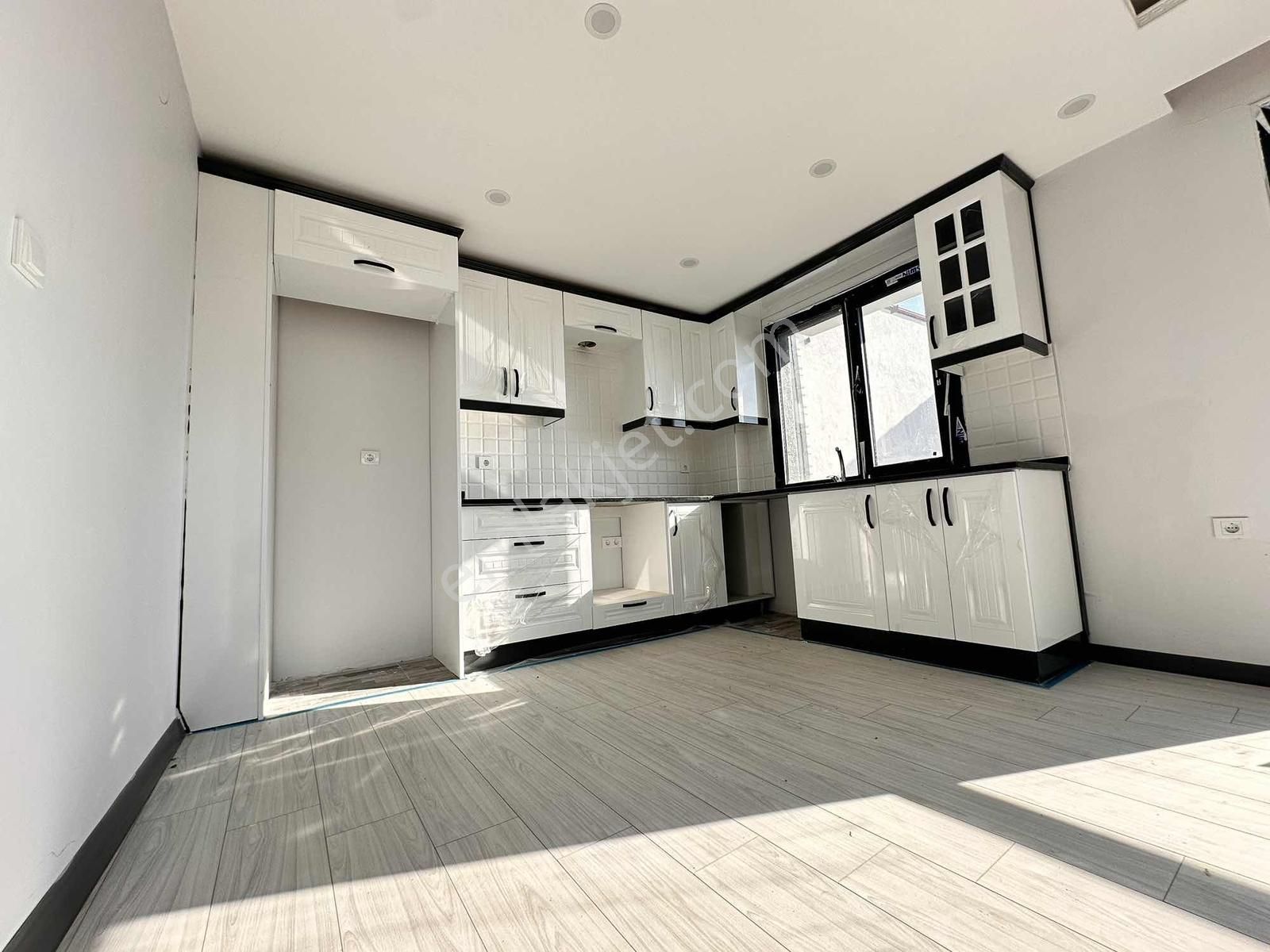 Mega Yapıdan Merkezi Knm İskanlı Deniz Manzaralı 4+1 Lüx Villa - Görsel 20