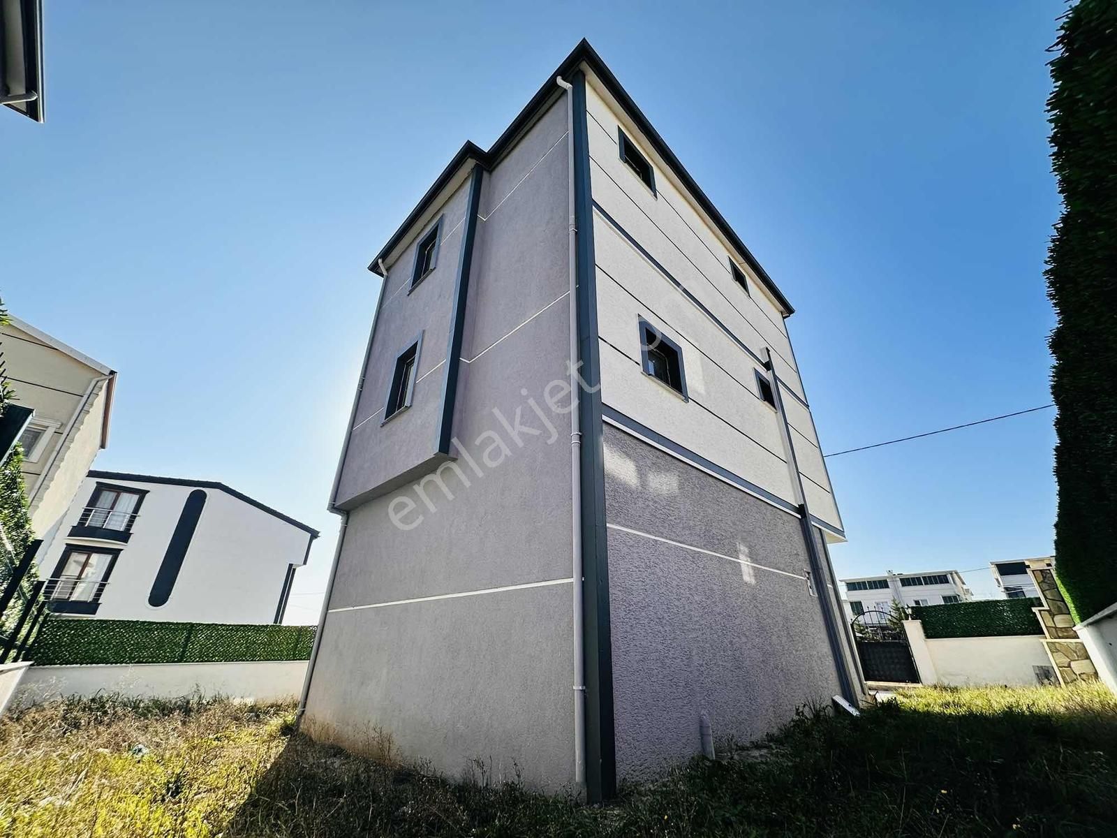 Mega Yapıdan Merkezi Knm İskanlı Deniz Manzaralı 4+1 Lüx Villa - Görsel 27