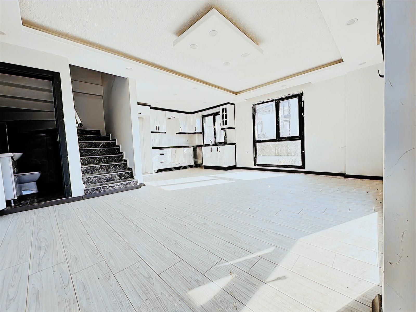 Mega Yapıdan Merkezi Knm İskanlı Deniz Manzaralı 4+1 Lüx Villa - Görsel 28