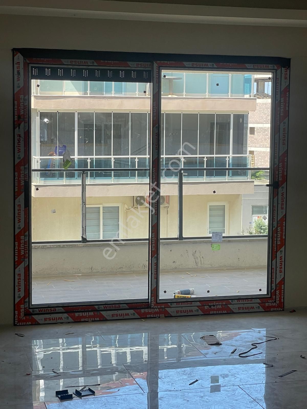 Kuşadası Değirmendere'de Lüks Kalitede 1+1 2+1 Satılık Daireler - Görsel 15