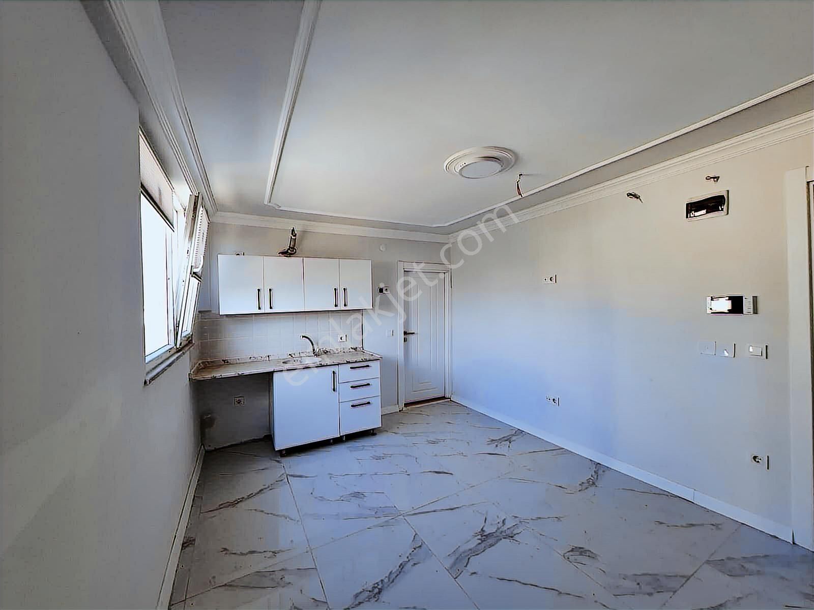 Serdivan Cadde 54 Ve Avm Yakını Sıfır Yapılmış Kişiye Özel - Görsel 12