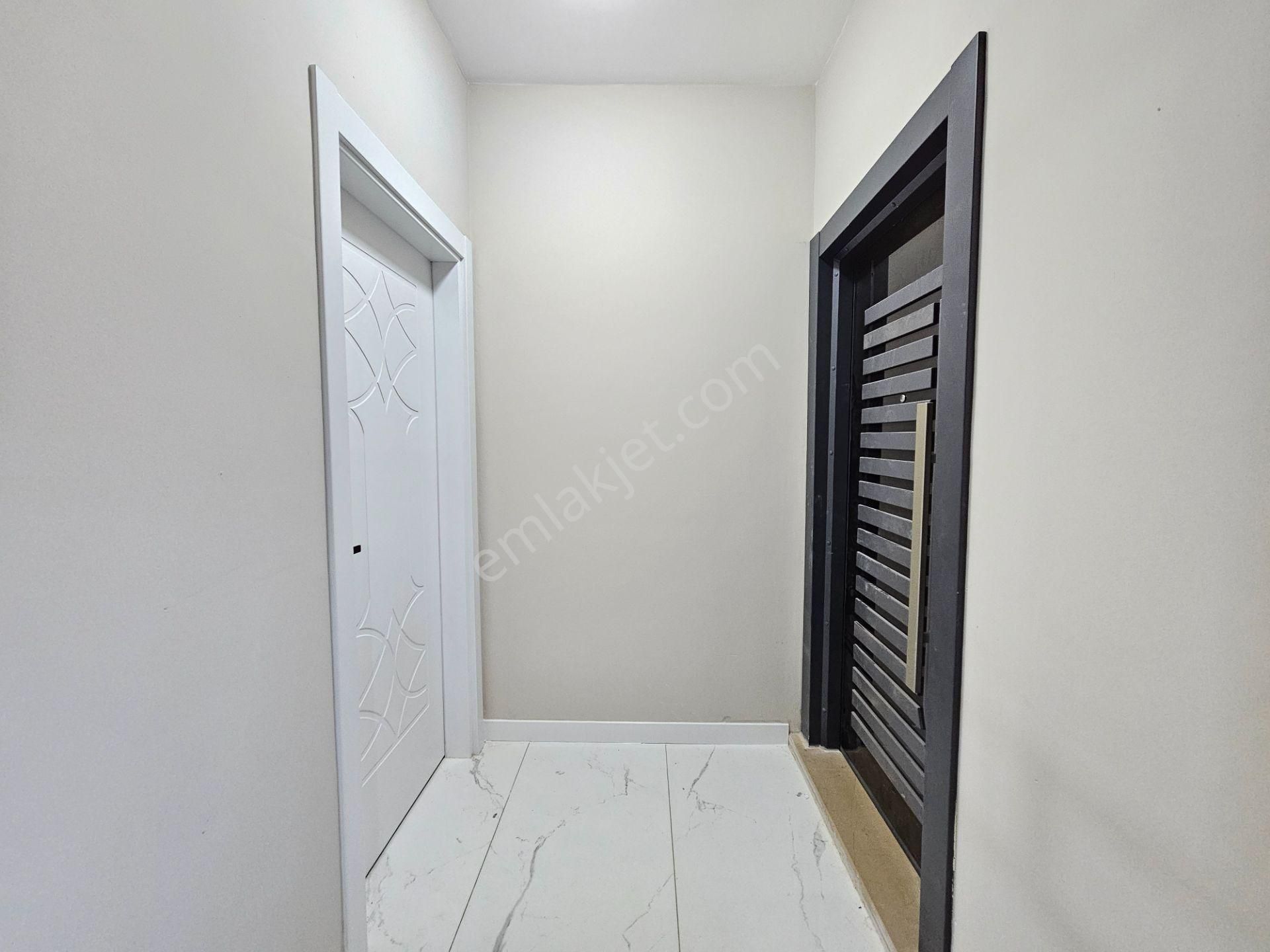 Kahramanlar Caddesi'ne Oldukça Yakın 3+1 160 M2 Sıfır Arakat Lüks Sıfır Daire - Görsel 41