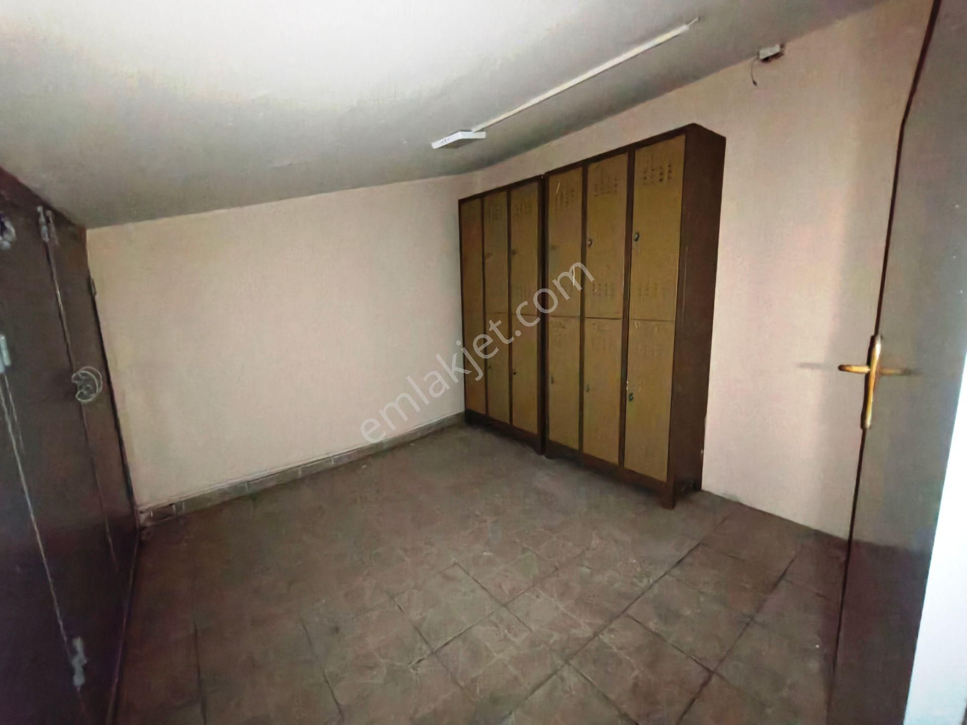Eyüp Defterdar Mh. Modesa Girişinde 5 Katlı, Komple Kiralik Bakımlı Bina, İşyeri - Görsel 30