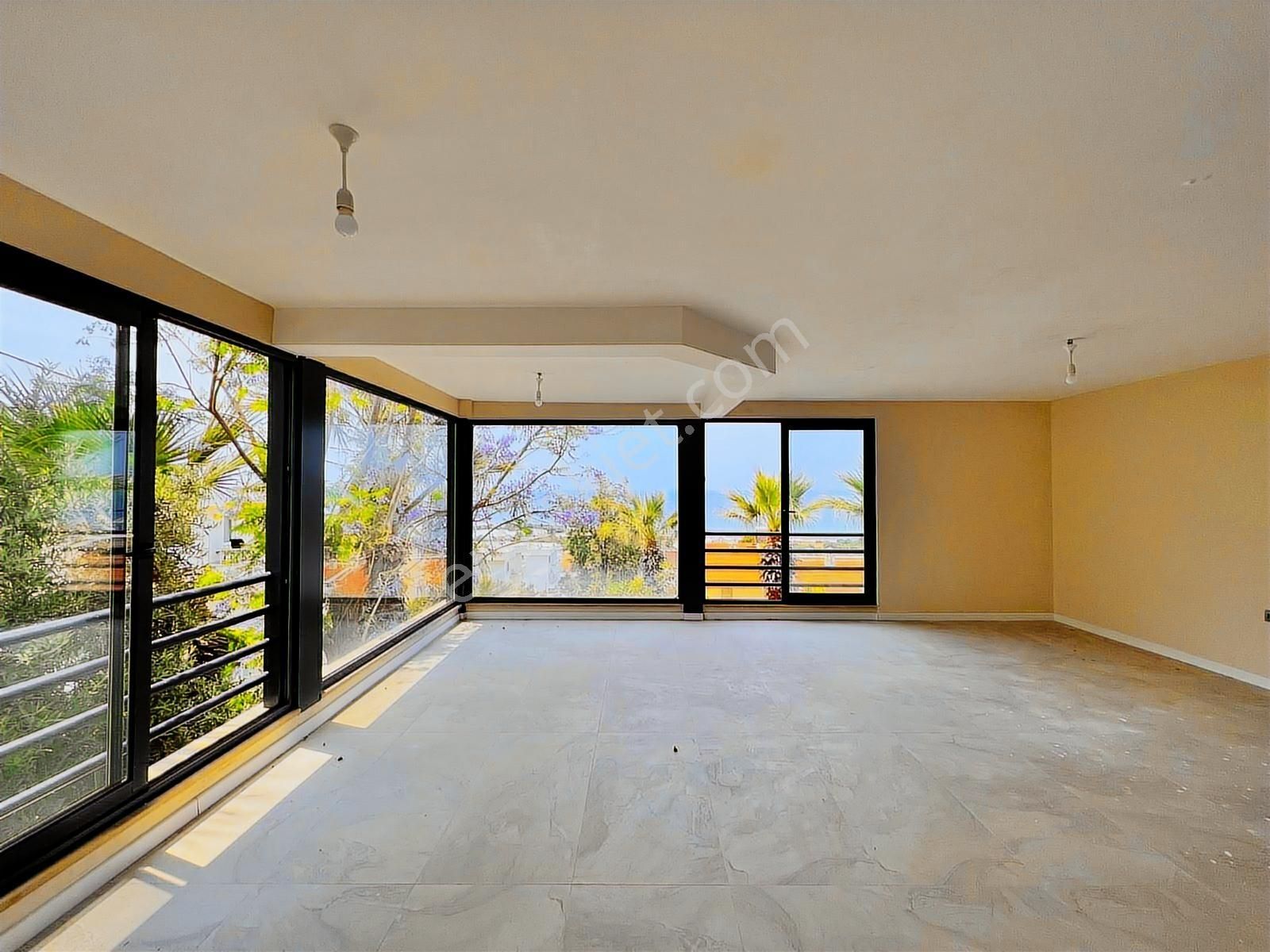 Alanya Demirtaş 3+1 260 M² Restore Edilmiş Vat. Uygun Tripleks V - Görsel 26