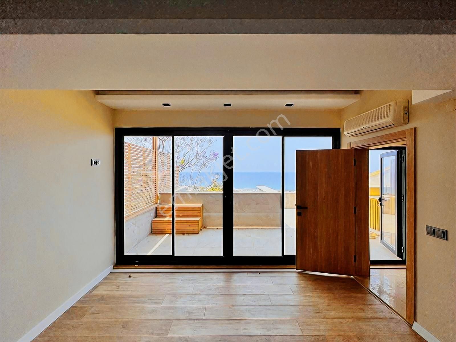 Alanya Demirtaş 3+1 260 M² Restore Edilmiş Vat. Uygun Tripleks V - Görsel 9