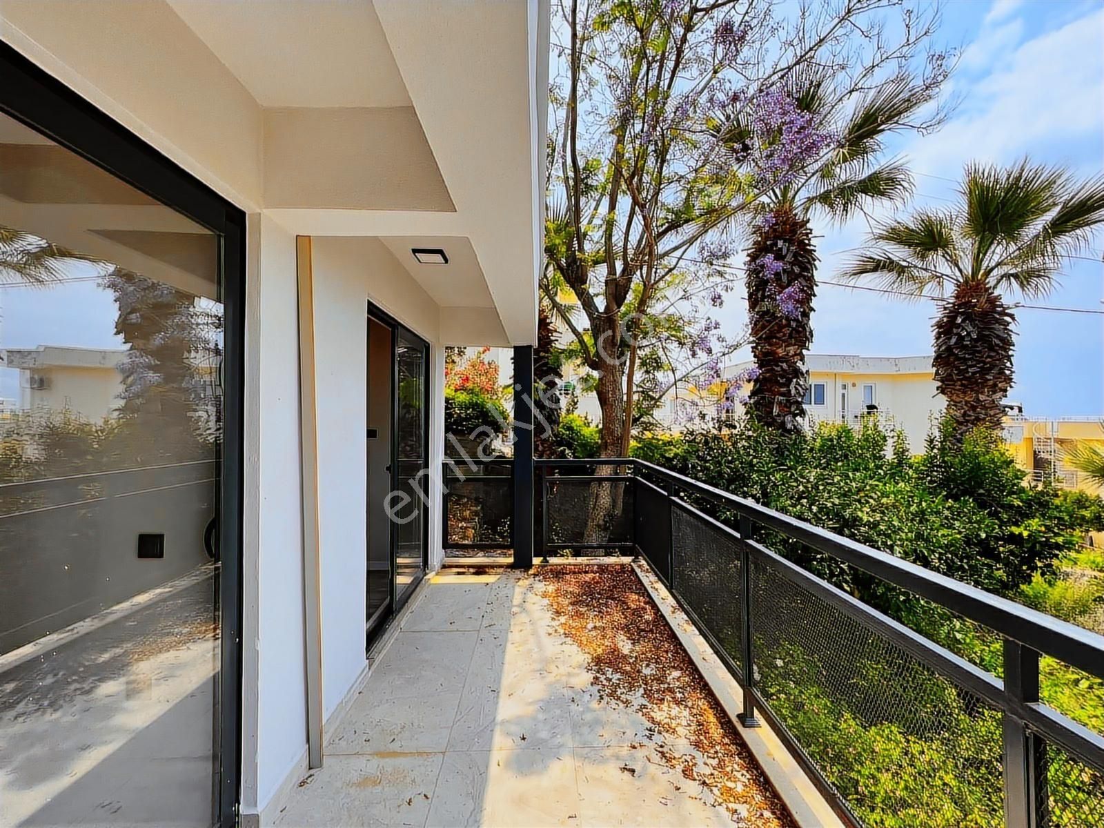 Alanya Demirtaş 3+1 260 M² Restore Edilmiş Vat. Uygun Tripleks V - Görsel 5