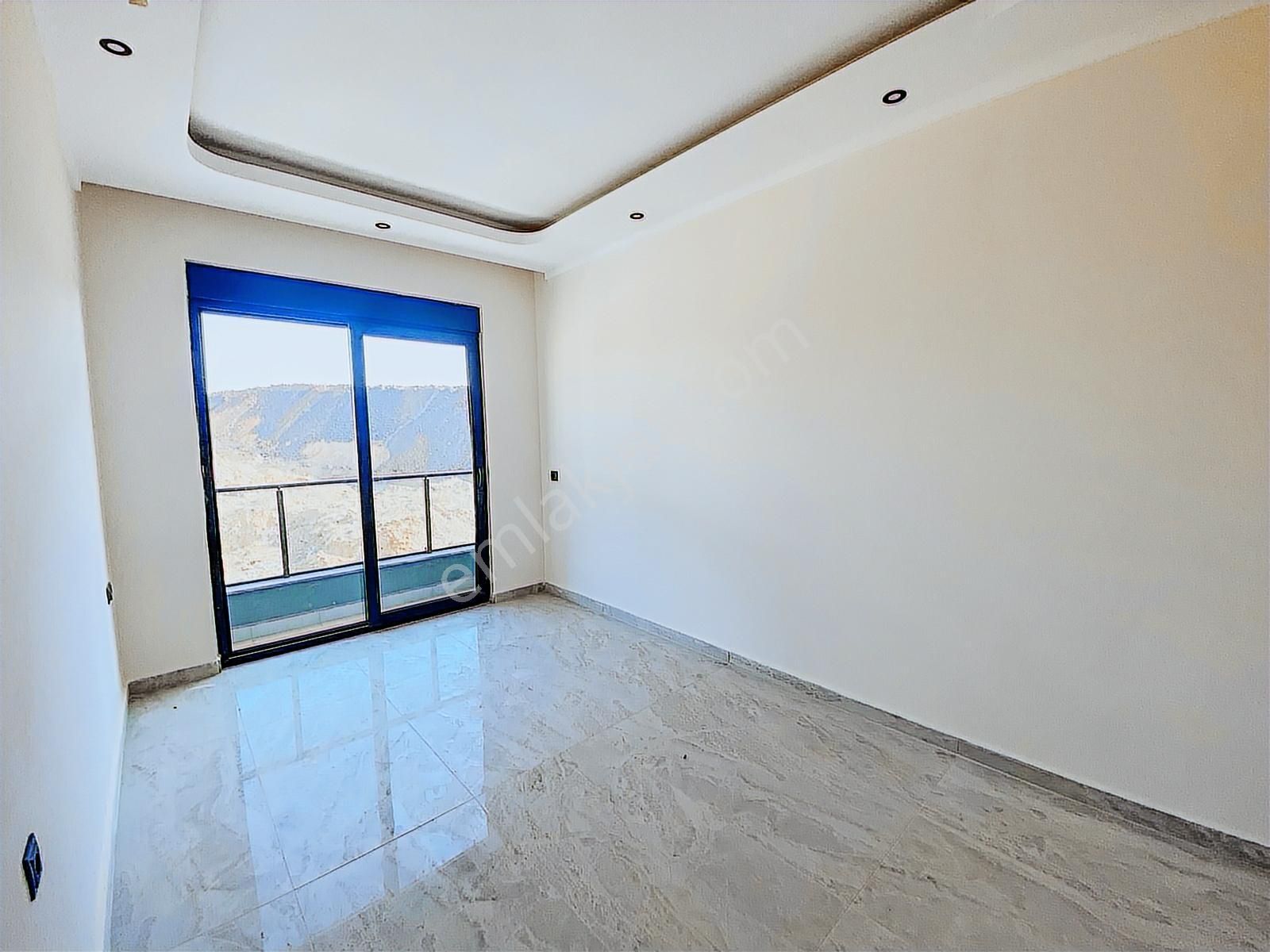 Alanya Oba 1+1 55m2 Eşyalı Full Aktiviteli Lüks Satılık Daire ! - Görsel 16