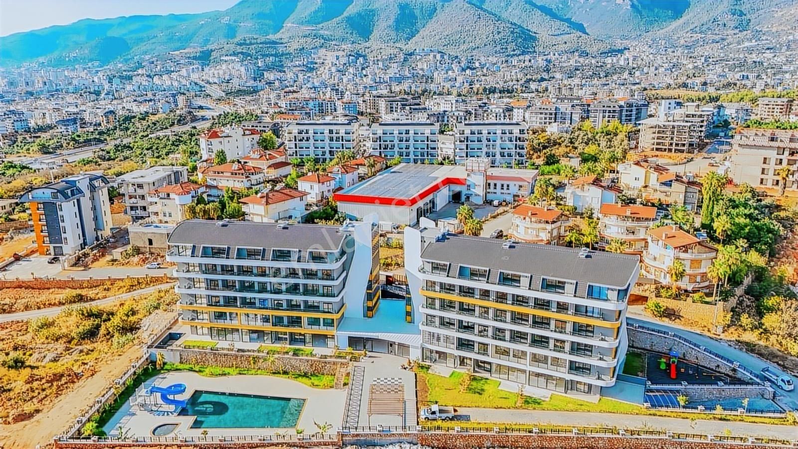 Alanya Oba 1+1 55m2 Eşyalı Full Aktiviteli Lüks Satılık Daire ! - Görsel 21