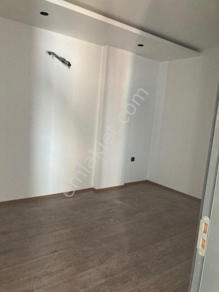 Nezih Bir Sitede 4+1 Satılık Villa - Görsel 13