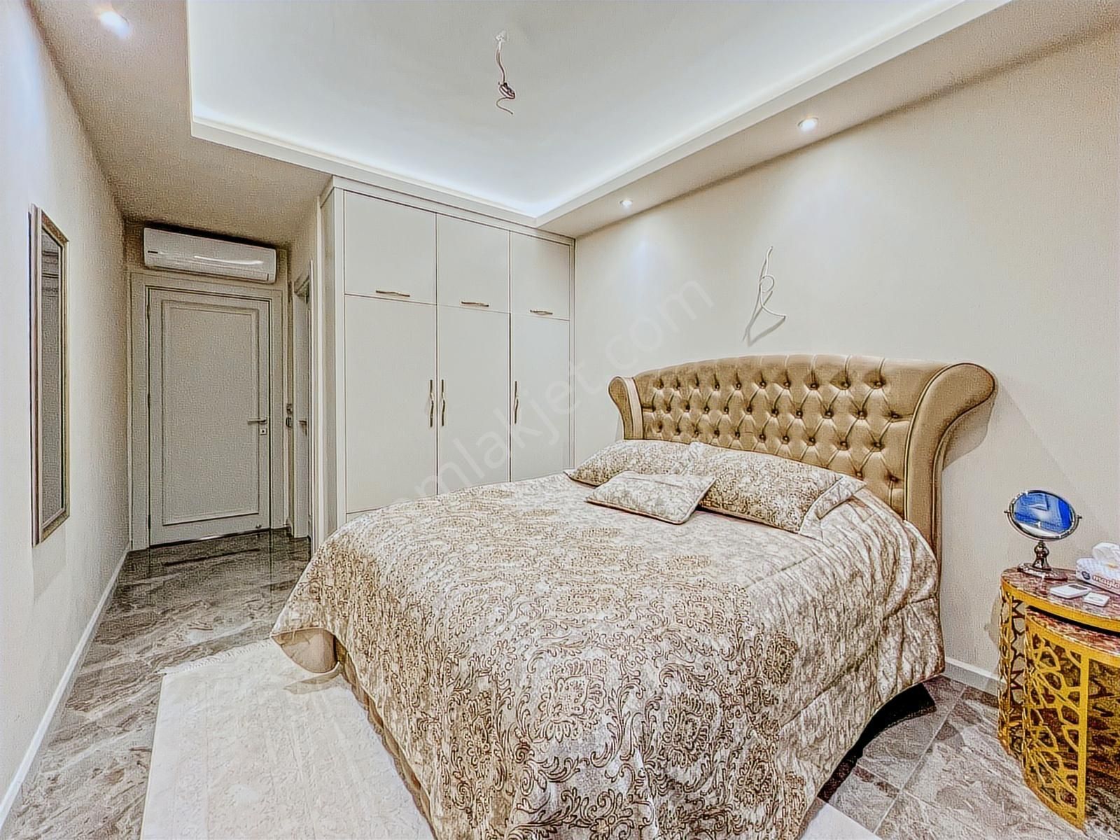 Alanya Mahmutlar 4+1 484m²full Deniz Kale Manzaralı Kral Dairesi - Görsel 4