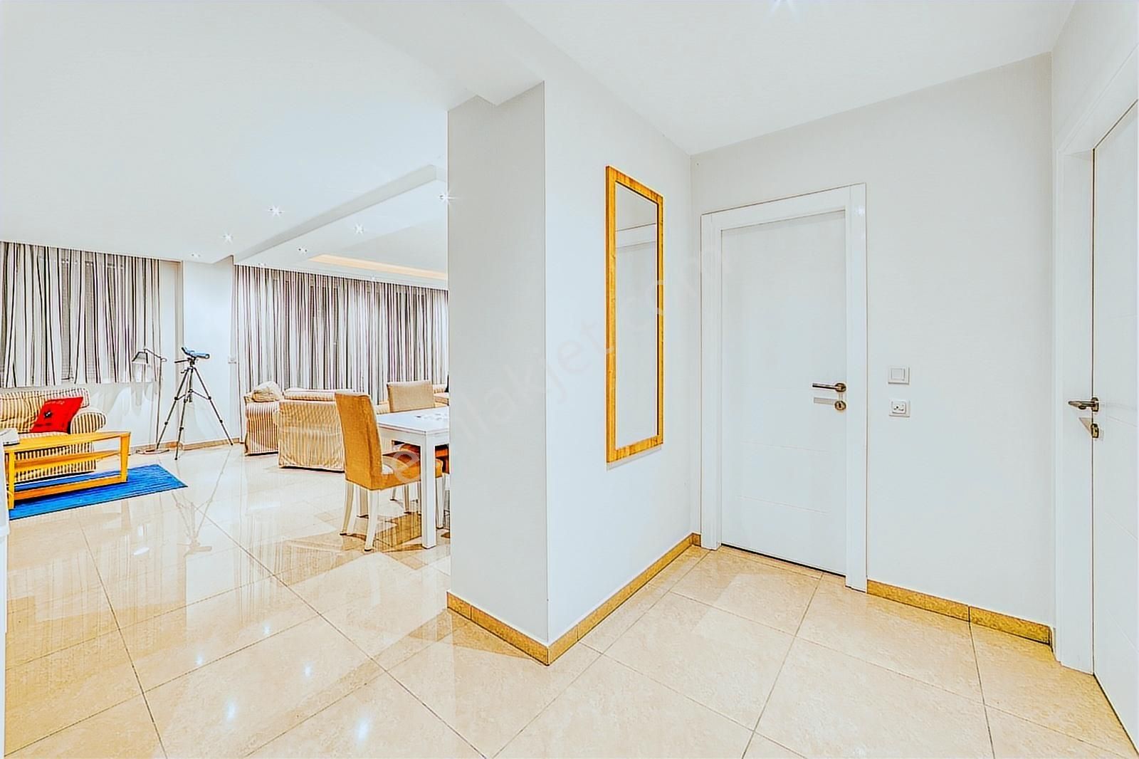 Alanya Konaklı3+1 208m2depolu Full Manzaralı Satılık Bahçe Daire - Görsel 5
