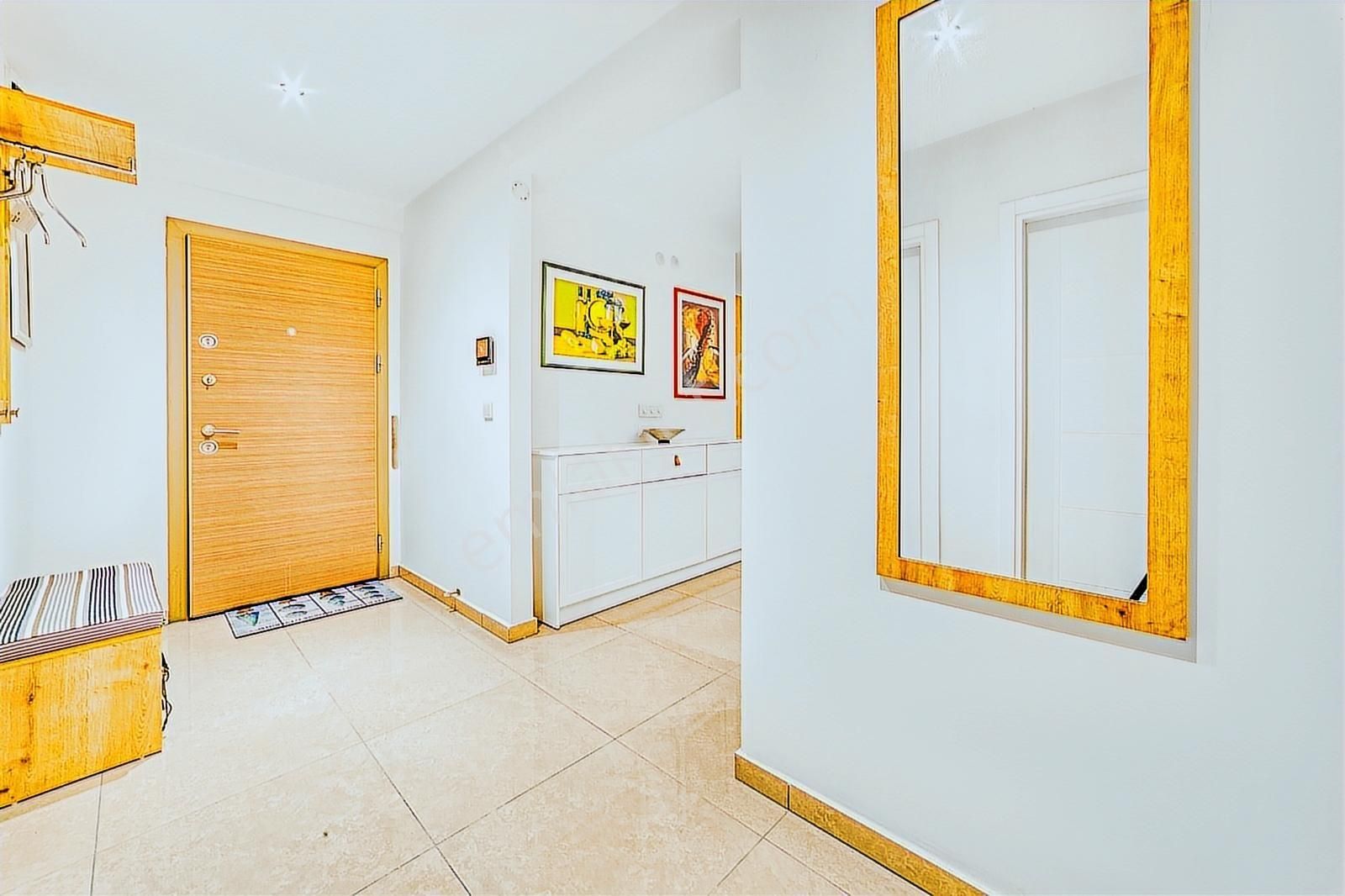 Alanya Konaklı3+1 208m2depolu Full Manzaralı Satılık Bahçe Daire - Görsel 9