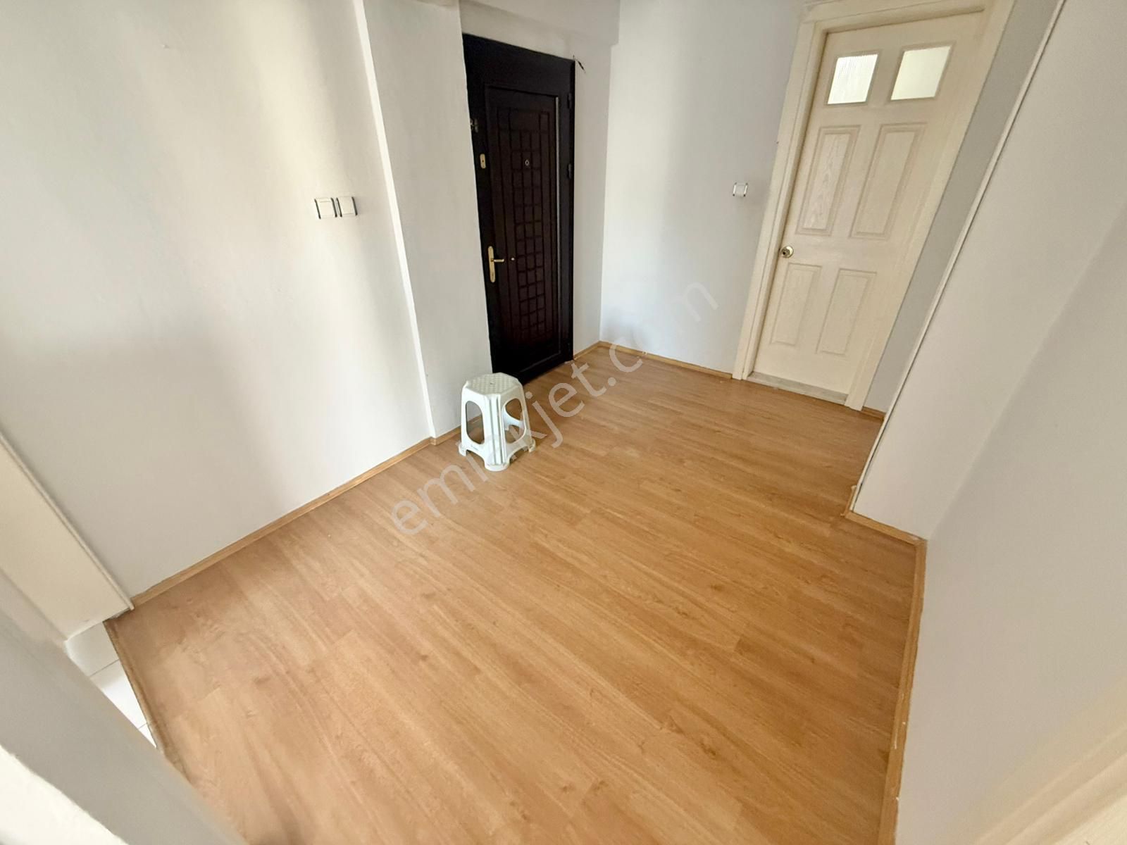 Yükselden İkizçayda Ayrı Mutfaklı Öncephe Çay Manzaralı 2+1daire - Görsel 24