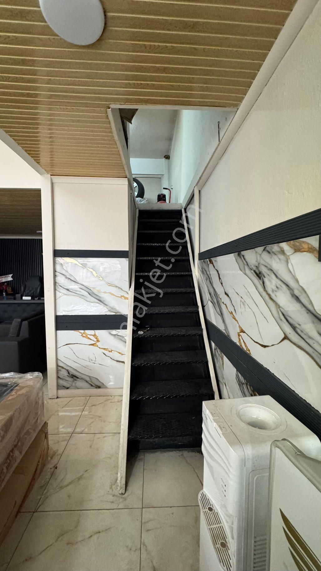 Kiralık Dükkan Buca Göksu Mah. Batar Katlı 130 M2. Cadde Üzeri - Görsel 20