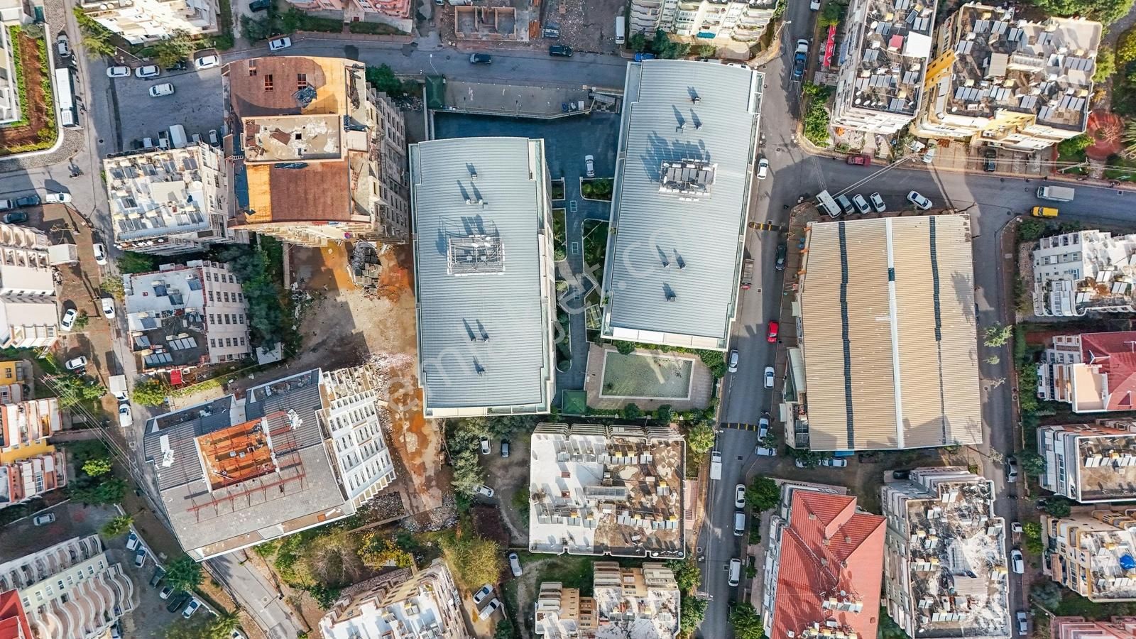 Alanya Merkez 2+1 100m2 Full Aktiviteli Kompleks Uygun Fiyata - Görsel 21