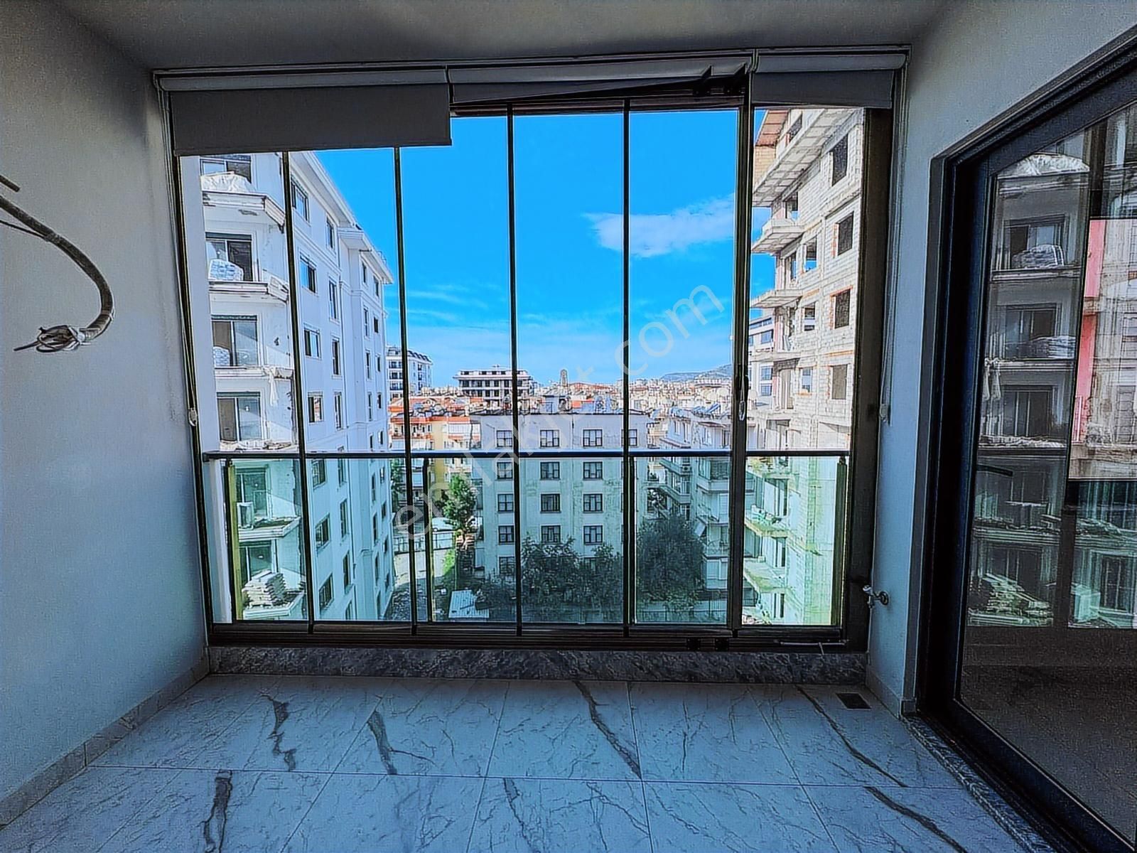 Alanya Merkez 2+1 100m2 Full Aktiviteli Kompleks Uygun Fiyata - Görsel 29