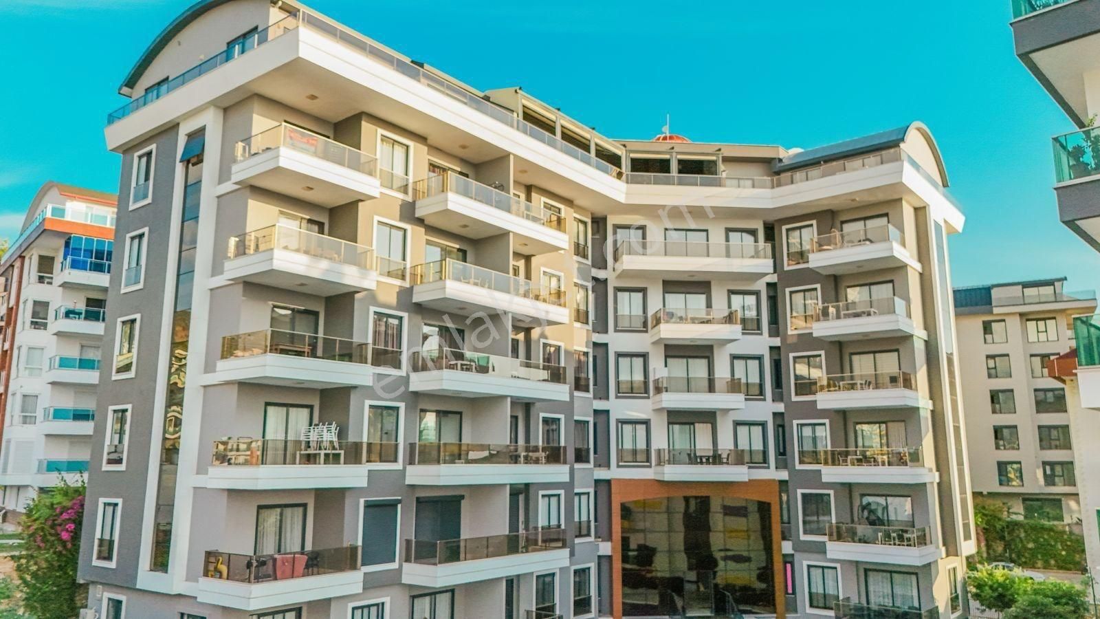 Denize 50 Metre Full Aktiviteli Panaromik Manzara 3+1 160m2 - Görsel 11
