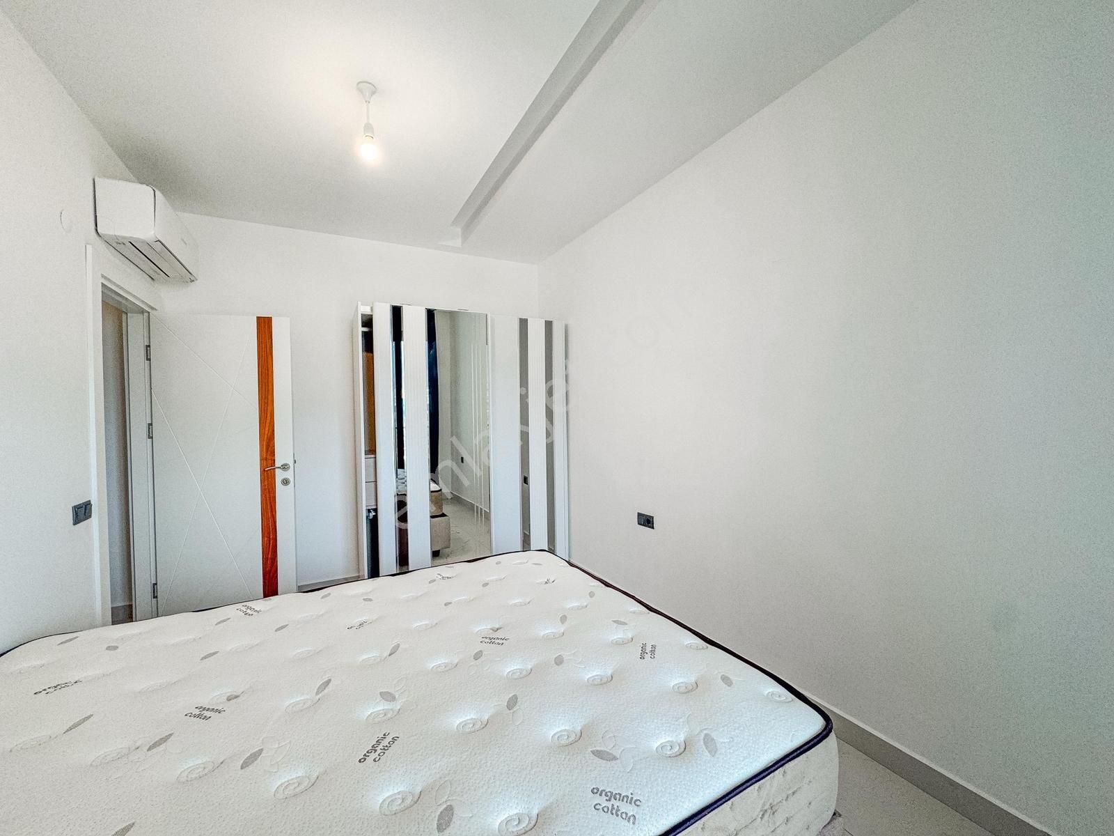 Denize 50 Metre Full Aktiviteli Panaromik Manzara 3+1 160m2 - Görsel 13