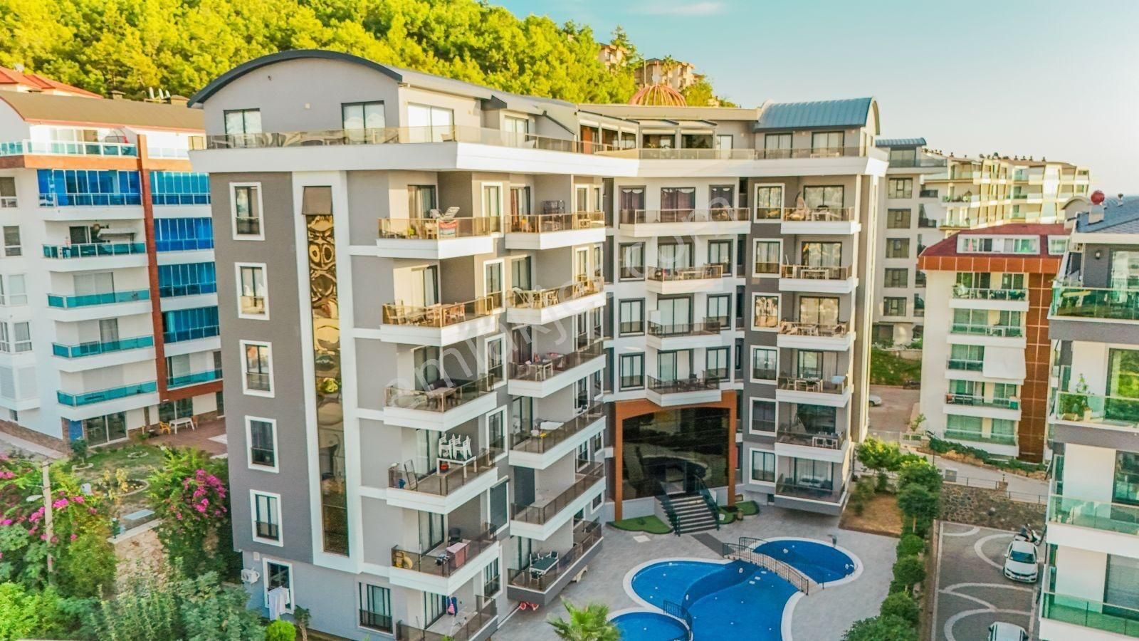 Denize 50 Metre Full Aktiviteli Panaromik Manzara 3+1 160m2 - Görsel 24