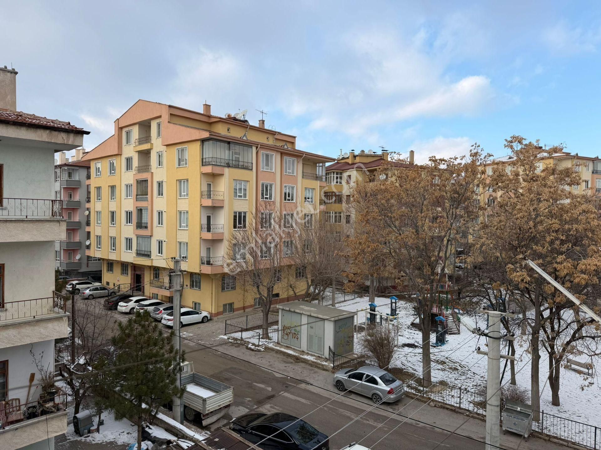 E.gökal Selçuk Mehmet Emet Okulu Karşısı 3+1 Mükemmel Konum ! - Görsel 9