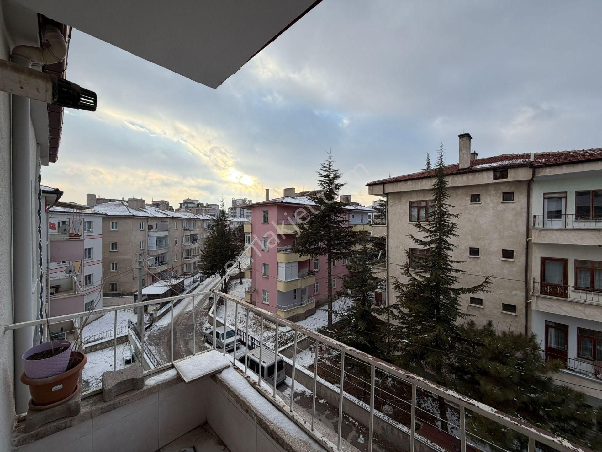 E.gökal Selçuk Mehmet Emet Okulu Karşısı 3+1 Mükemmel Konum ! - Görsel 8