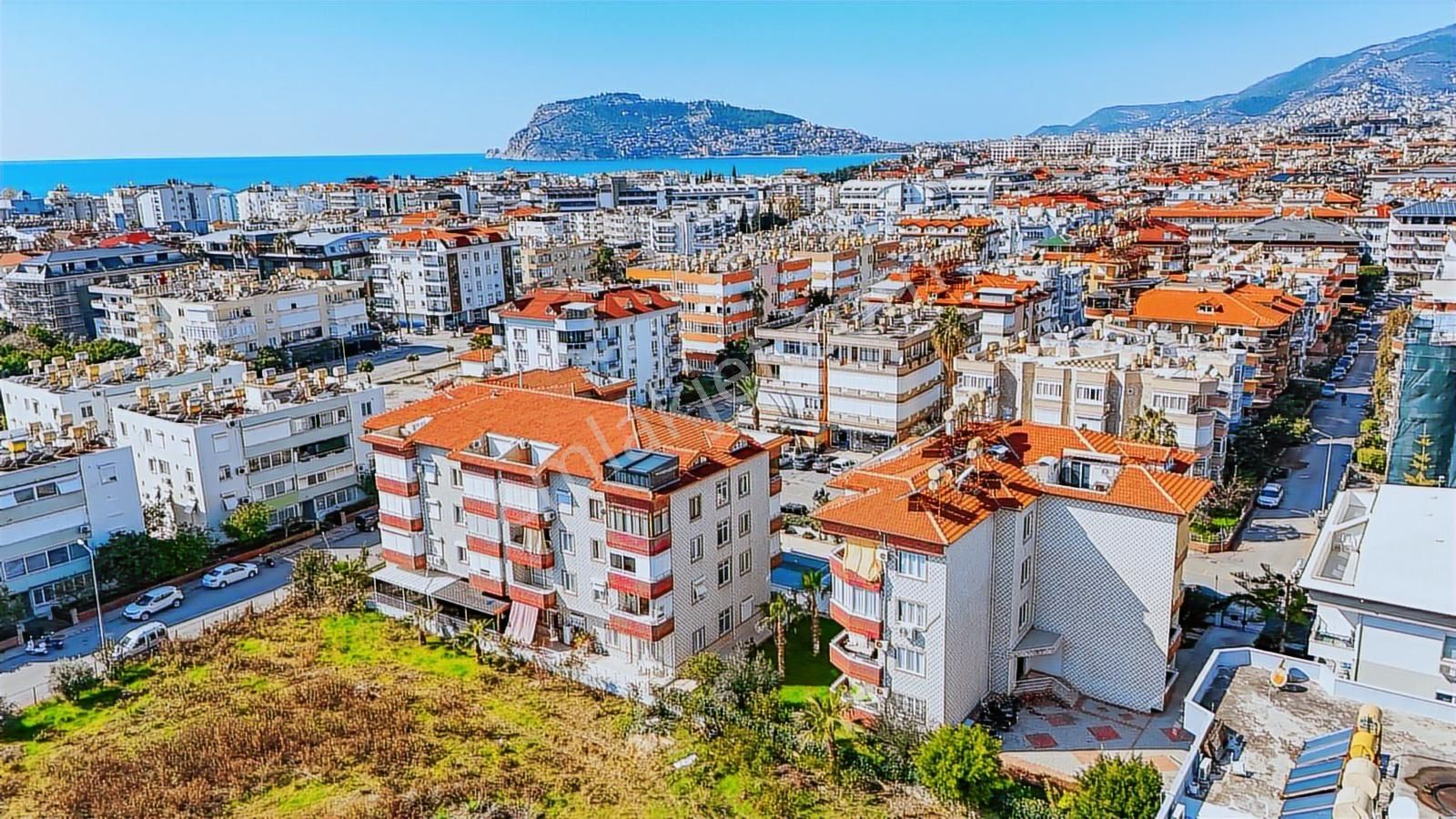 Oba 2+1 Denize Yakın 115 M2 Ayrı Mutfak Eşyalı İkam. Uygun Daire