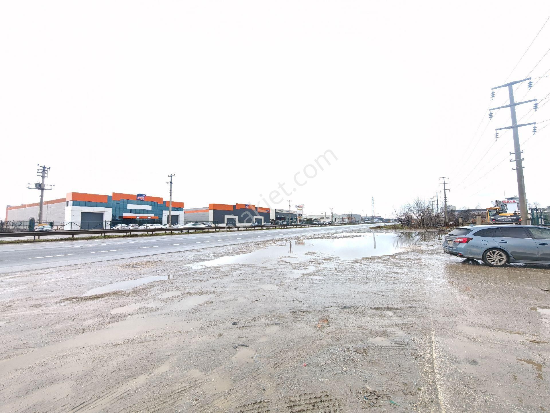 Remax Mavi'den Erenler Nakışlar Mah.de Kiralık Depo - Görsel 7