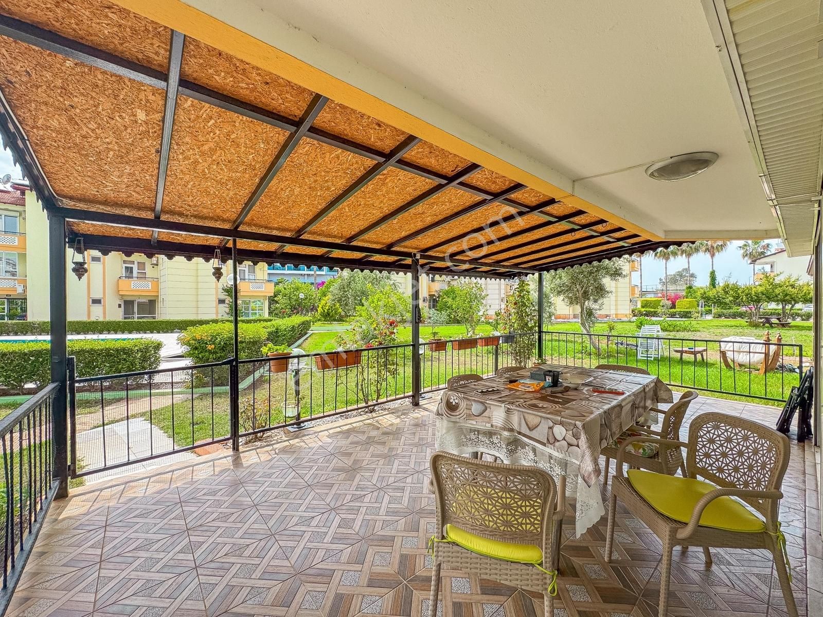 Tripleks 4+1 Müstakil Özel Büyük Bahçeli Manzaralı Fırsat Villa - Görsel 21