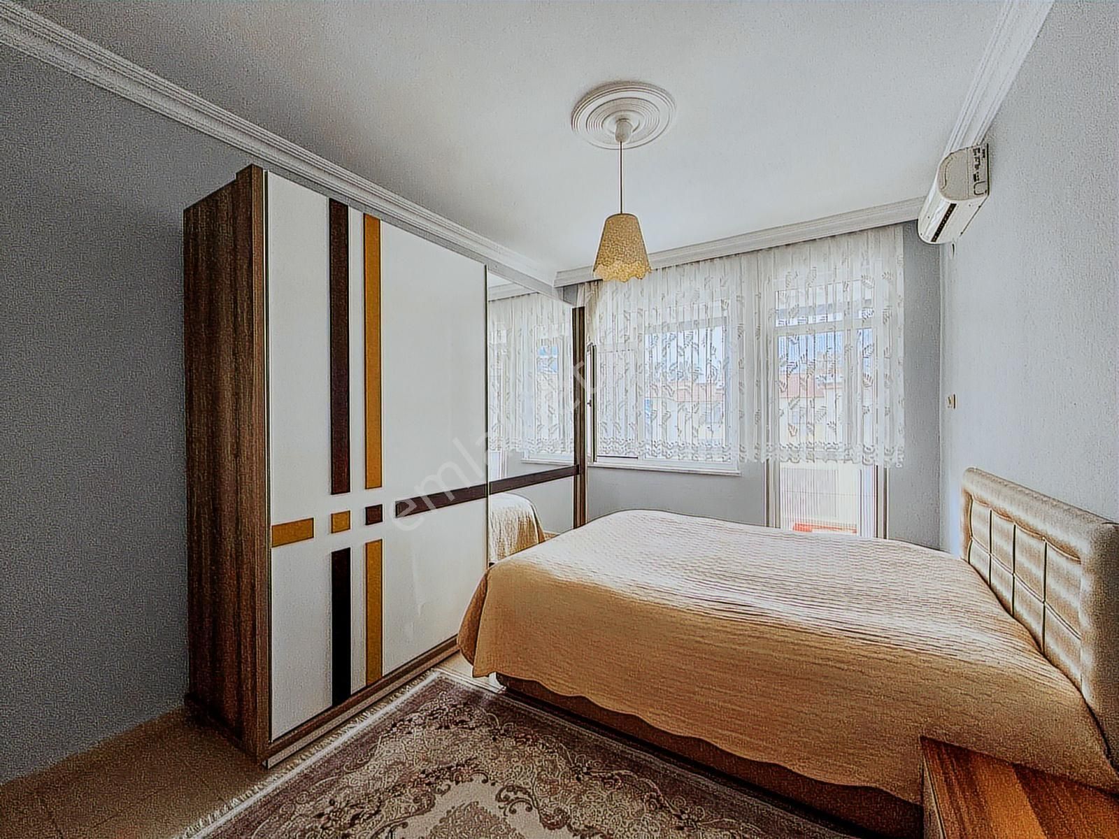 Tripleks 4+1 Müstakil Özel Büyük Bahçeli Manzaralı Fırsat Villa - Görsel 23