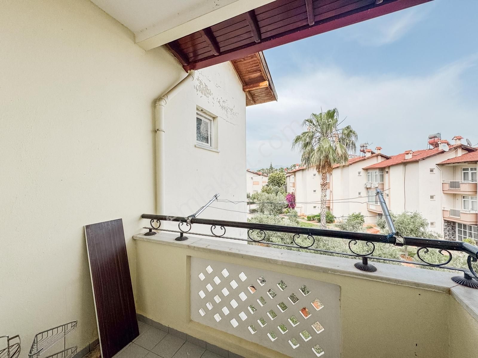 Tripleks 4+1 Müstakil Özel Büyük Bahçeli Manzaralı Fırsat Villa - Görsel 7