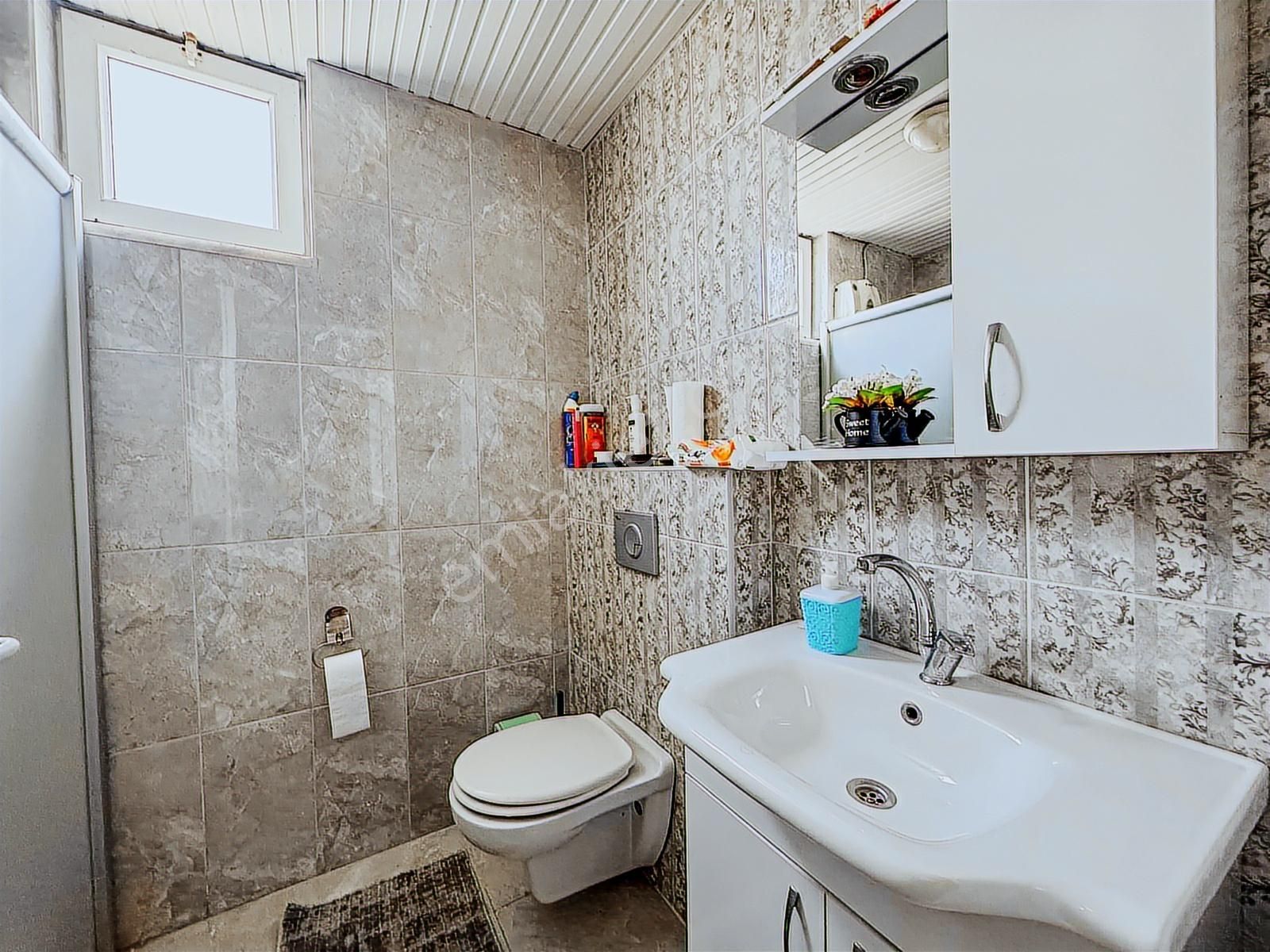 Tripleks 4+1 Müstakil Özel Büyük Bahçeli Manzaralı Fırsat Villa - Görsel 11