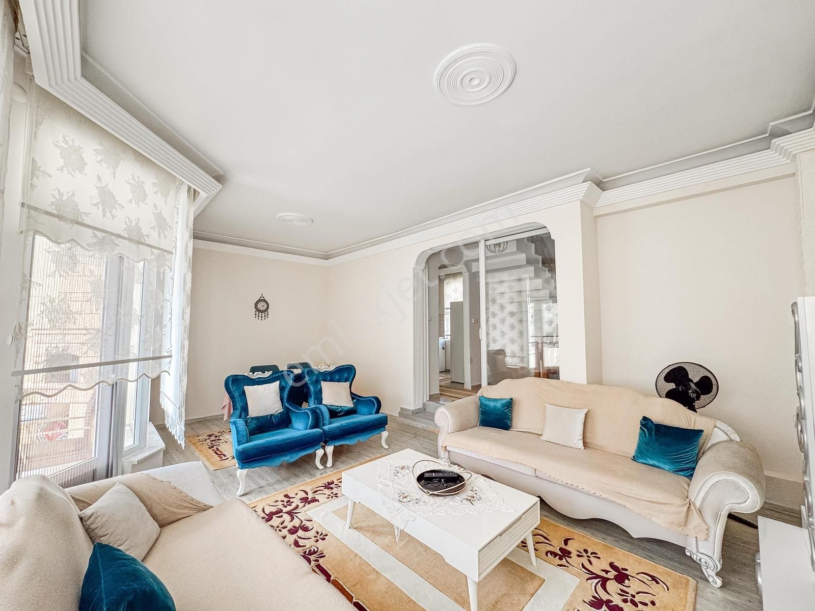 Tripleks 4+1 Müstakil Özel Büyük Bahçeli Manzaralı Fırsat Villa - Görsel 32