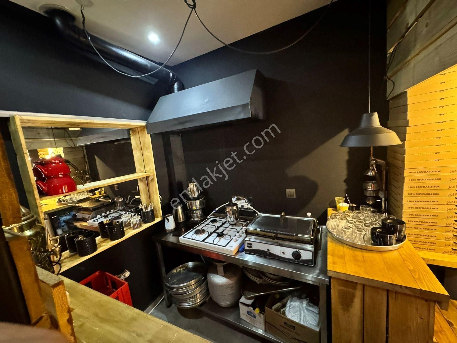 ✨ Urla İskele’de Prestijli Lokasyonda, Deniz Kokulu Balık Restoranı / Kafe – Devren Kiralık ✨ - Görsel 24