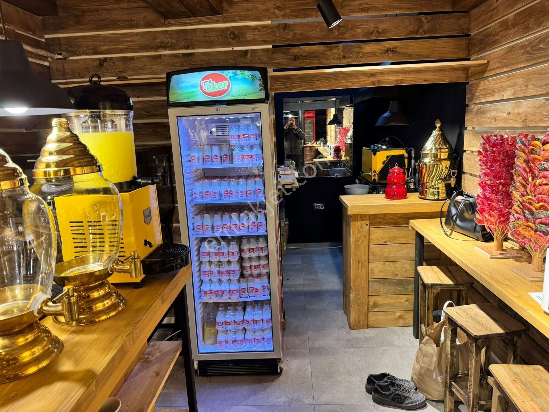 ✨ Urla İskele’de Prestijli Lokasyonda, Deniz Kokulu Balık Restoranı / Kafe – Devren Kiralık ✨ - Görsel 15