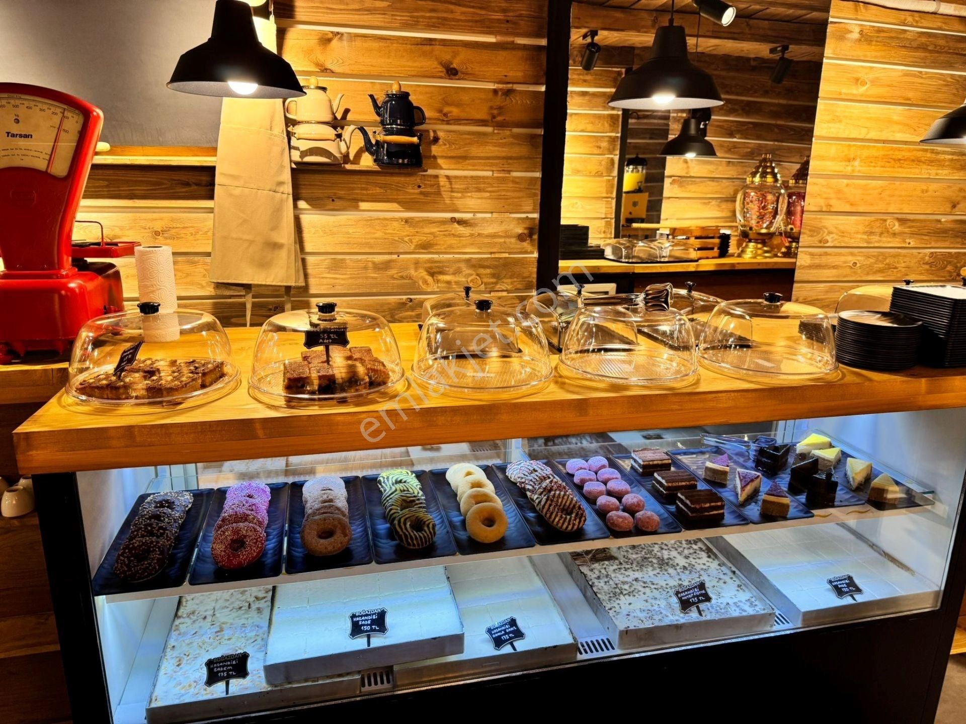 ✨ Urla İskele’de Prestijli Lokasyonda, Deniz Kokulu Balık Restoranı / Kafe – Devren Kiralık ✨ - Görsel 14