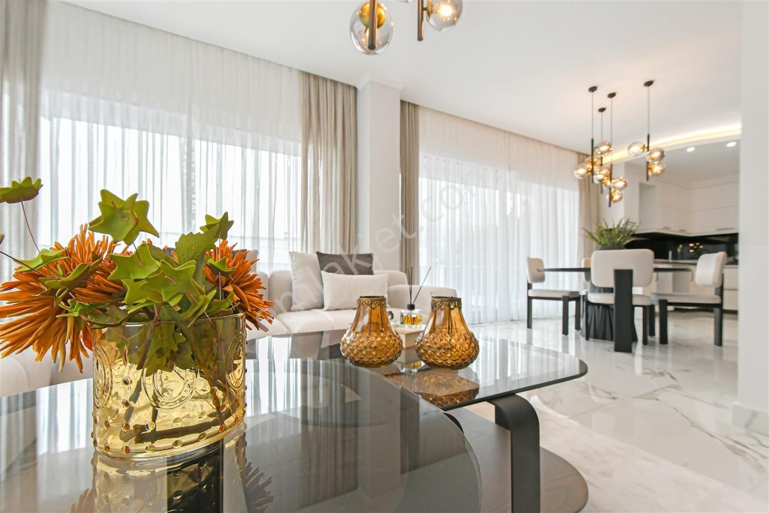 Alanya Bektaşta Sıfır Lüx 3+1 Villa Ful Eşyalı, Havuzlu - Görsel 2