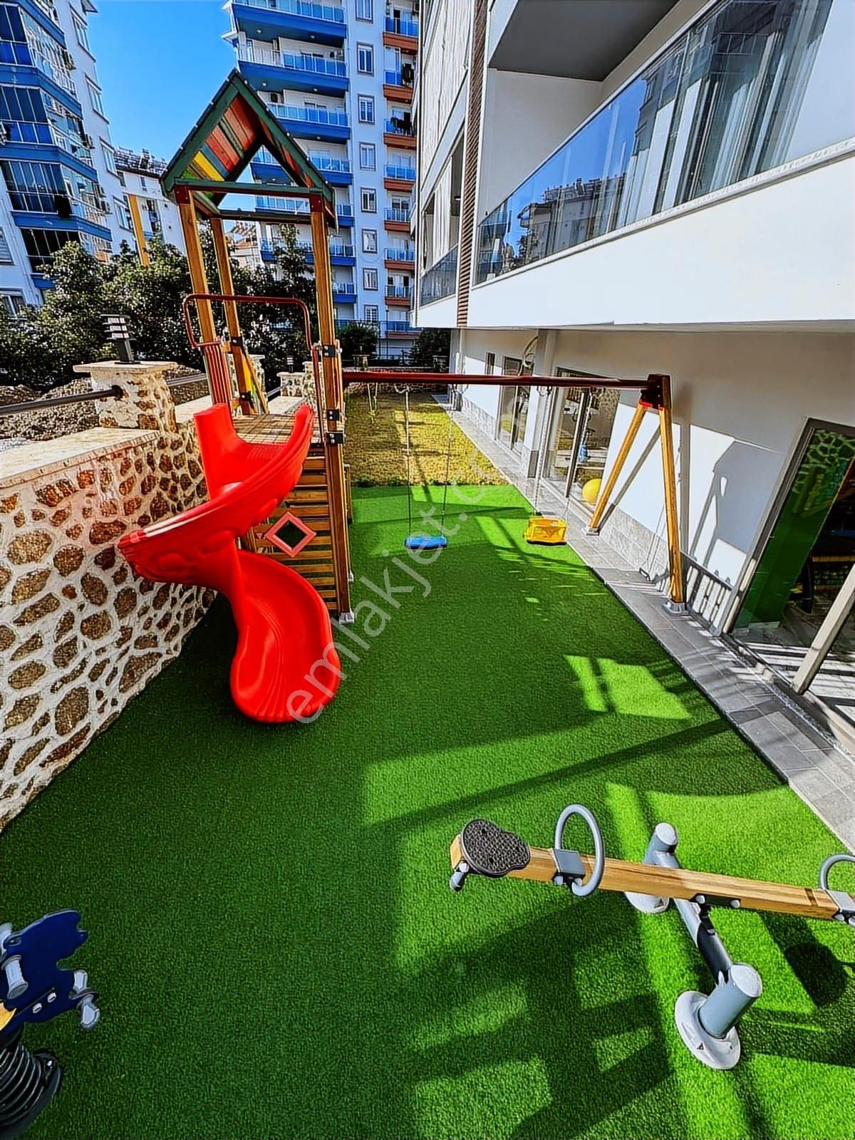 Alanya Tosmur 1+1 Daire Sosyal Tesisli Denize Yürüme Mesafesi - Görsel 9