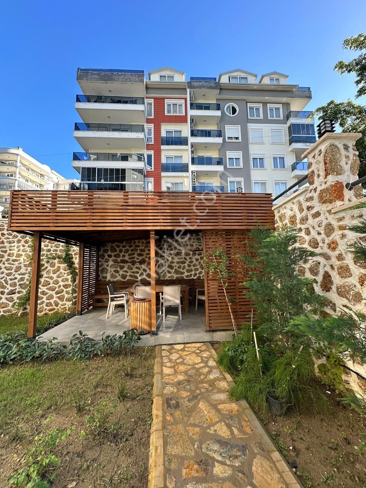 Alanya Tosmur 1+1 Daire Sosyal Tesisli Denize Yürüme Mesafesi - Görsel 33
