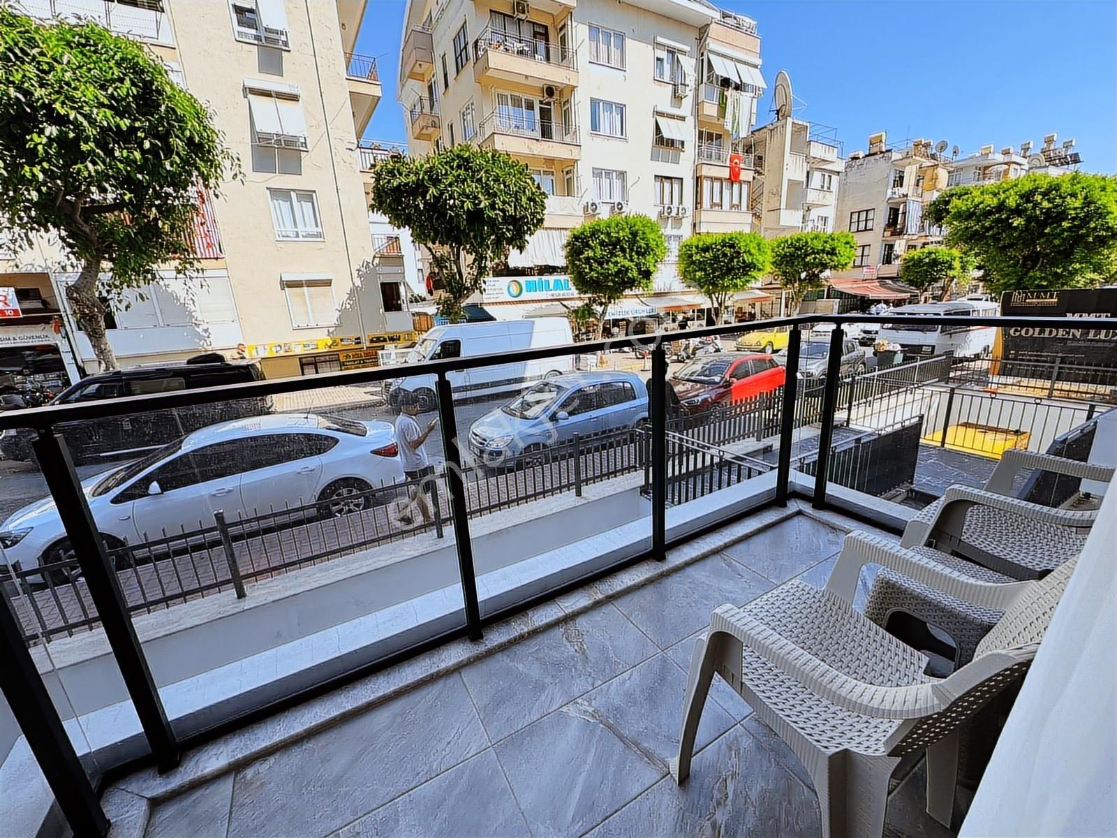 Alanya Merkezde Eşyalı 1+0 Stüdyo Denize 200 M Full Aktiviteli - Görsel 2