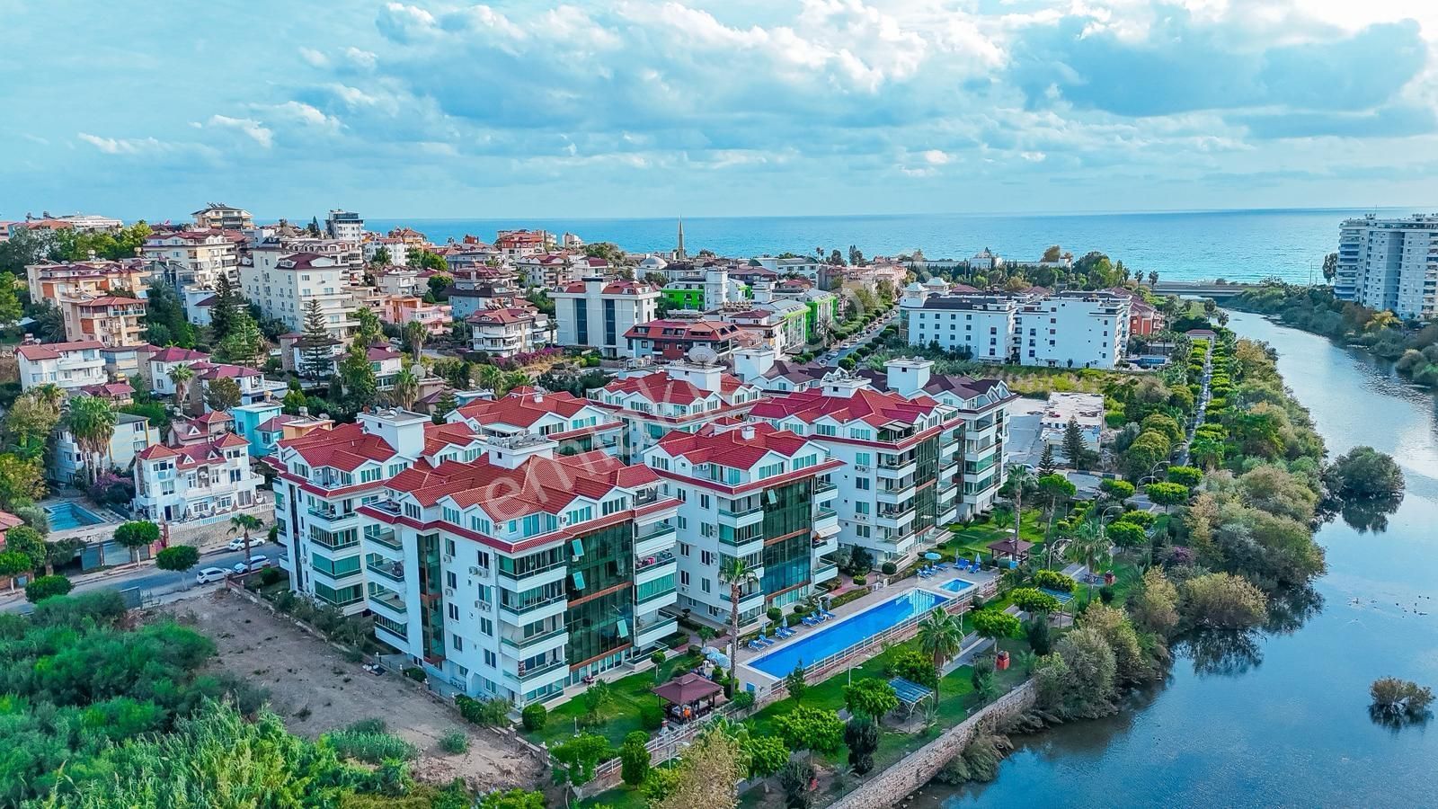 Alanya Kestel Ful Aktiviteli Deniz Manzaralı Çok Geniş 4+1 Daire - Görsel 28