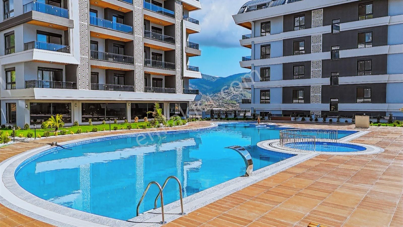 Alanya Çıplaklı Sıfır Bina Full Aktiviteli 4+1 Çok Geniş Daire - Görsel 4