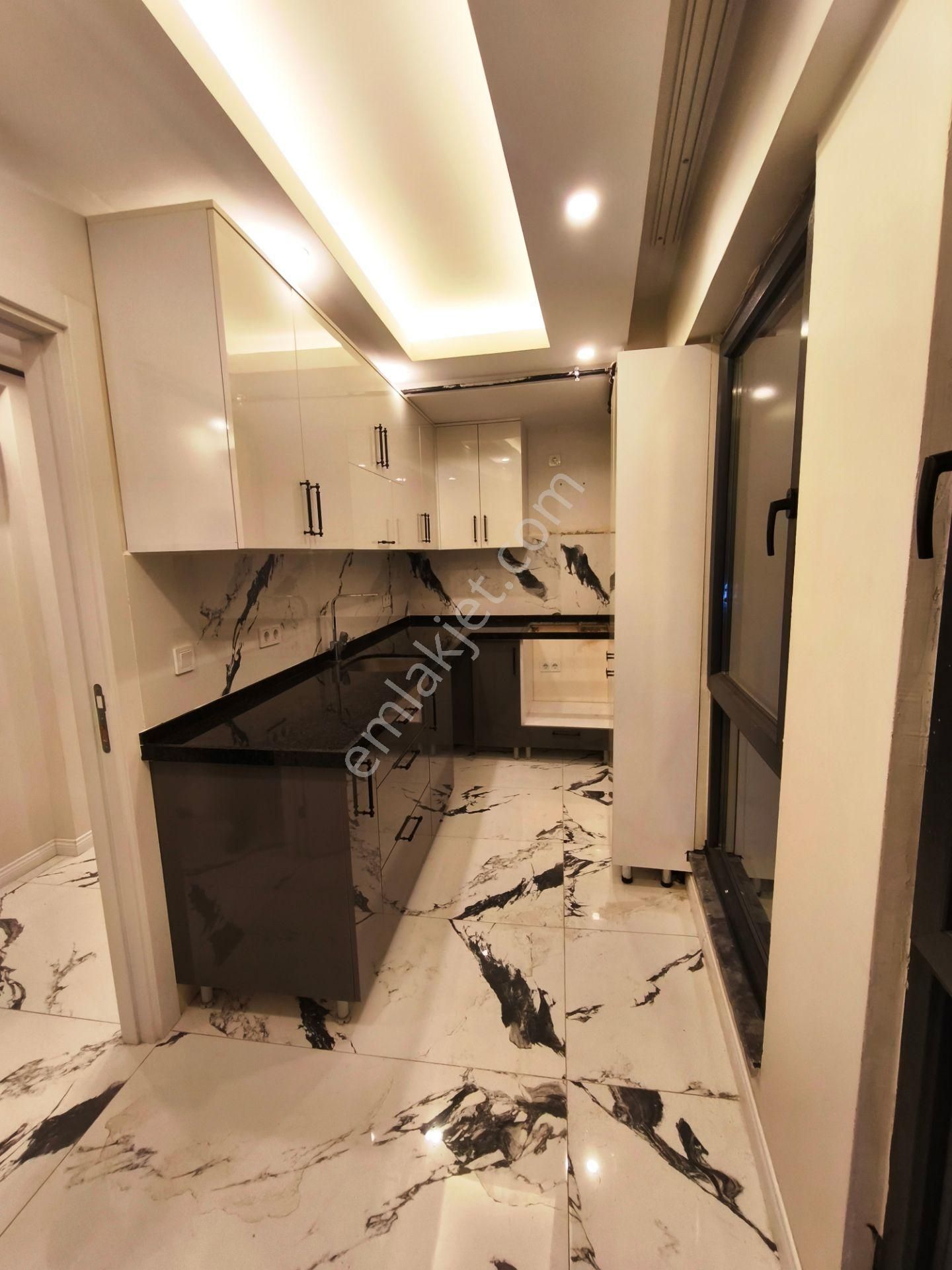 Eyüp Defterdar Mh. 2 Yıllık Bina, Lüks, Bakımlı , Metrobüse 5 Dk , Yüksek Giriş Daire - Görsel 17