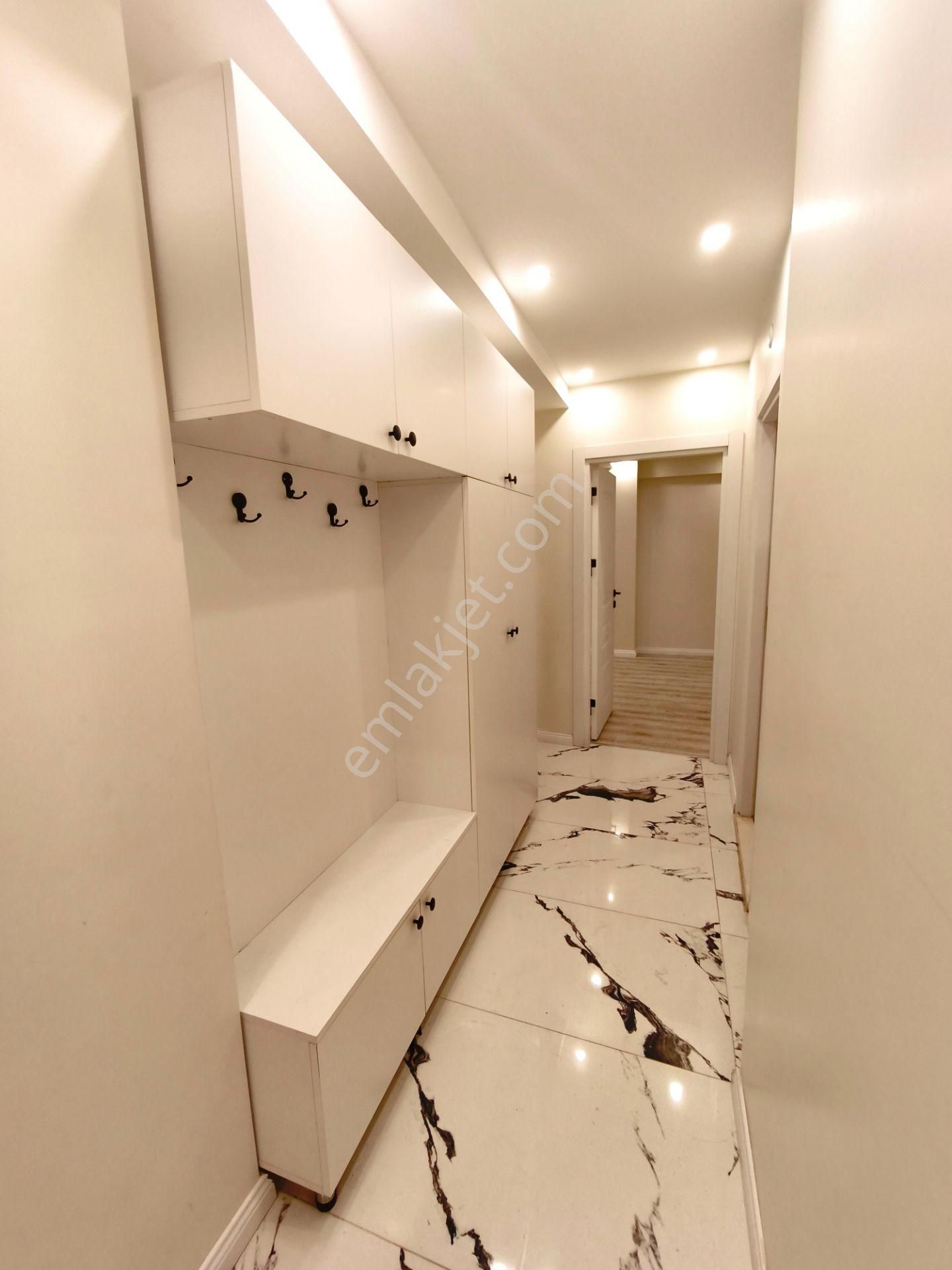 Eyüp Defterdar Mh. 2 Yıllık Bina, Lüks, Bakımlı , Metrobüse 5 Dk , Yüksek Giriş Daire - Görsel 5