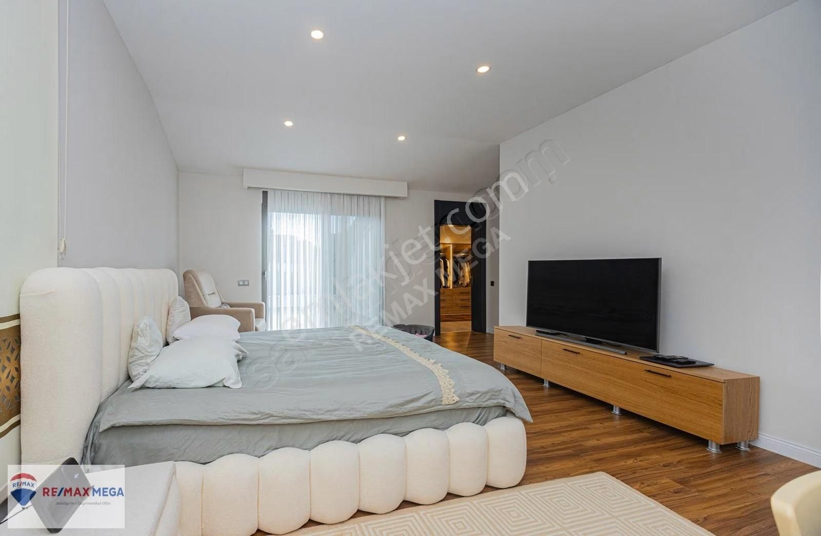 Mollayusuf'ta Site İçinde Müstakil Havuzlu Villa - Görsel 27