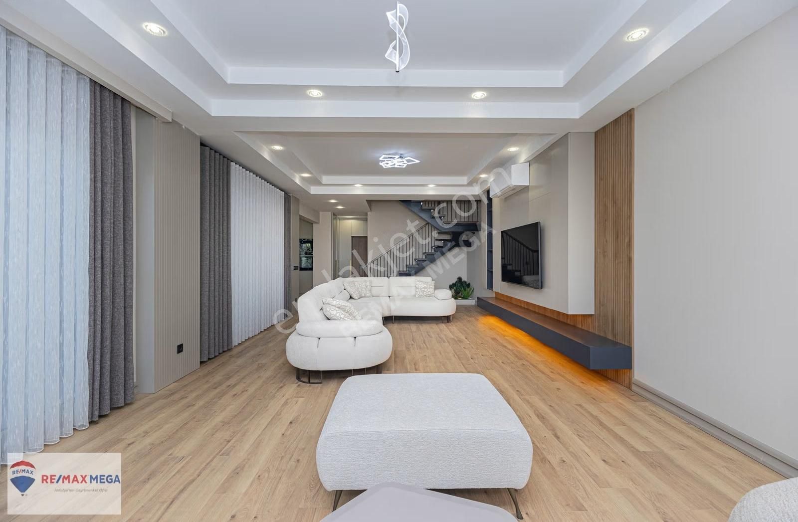 Altınkale Mahallesi Alaçatı Villaları'nda Satılık Lüks 3+1 Villa - Görsel 22