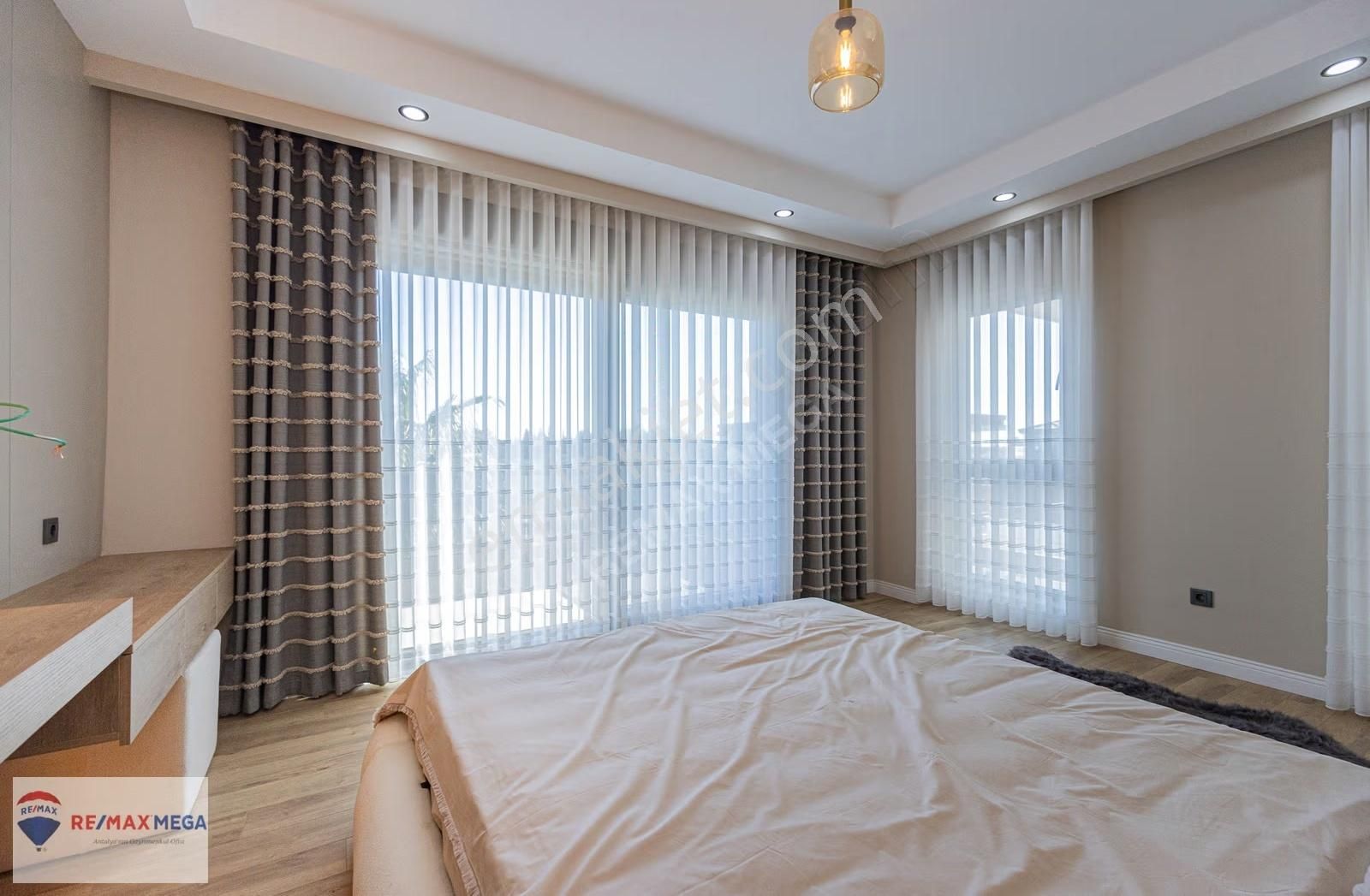 Altınkale Mahallesi Alaçatı Villaları'nda Satılık Lüks 3+1 Villa - Görsel 17