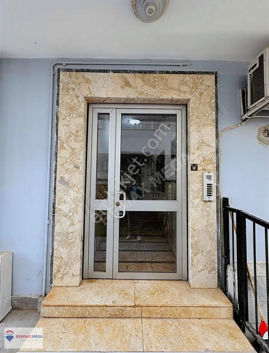 Altınkum Mahallesi'nde Kiralık 2+1 Daire - Görsel 3