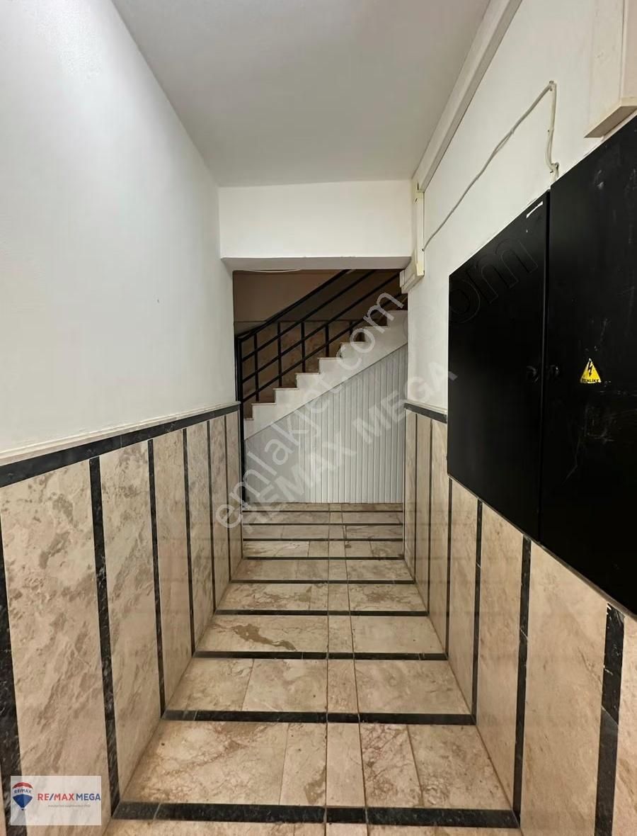 Altınkum Mahallesi'nde Kiralık 2+1 Daire - Görsel 8