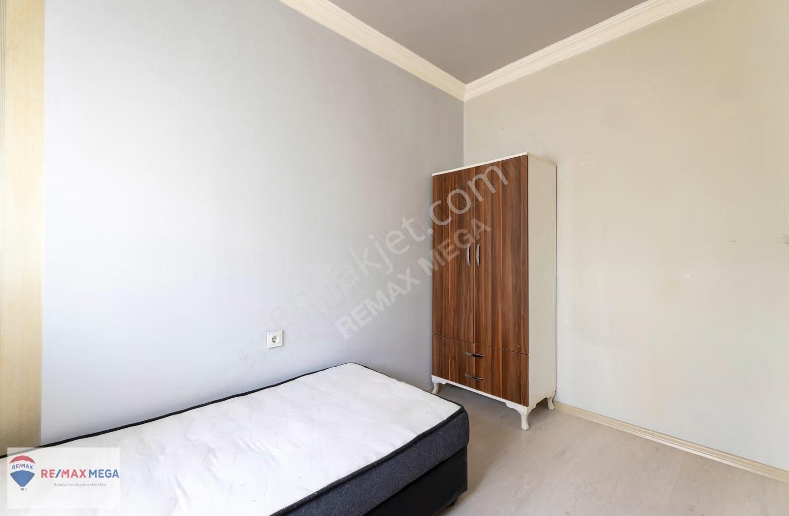 Erasta Avm'ye Yakın Eşyalı Kiralık 1+1 Daire - Görsel 5