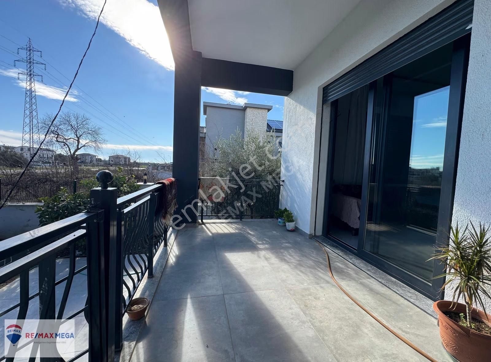 Altınkale'de Villa Tadında Bahçe Katı Daire - Görsel 11